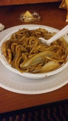 Lo mein with chicken