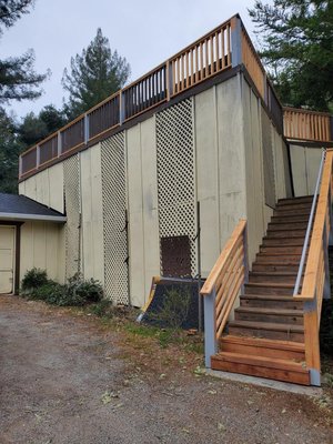 Rotted siding before repair.