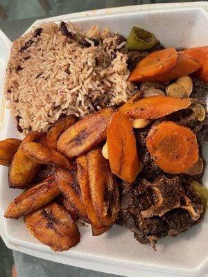 Oxtail , rice and peas, vegetable