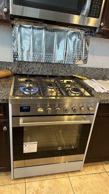 Brand new design 30"in stove