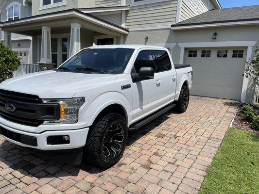 EXPRESS DETAIL 
2016 FORD F-150 SPORT