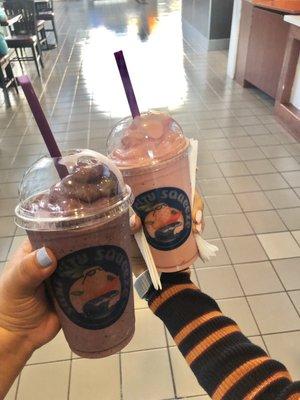 Blueberry banana & strawberry banana smoothies