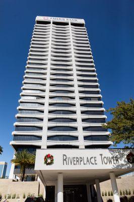 Riverplace Tower entrance