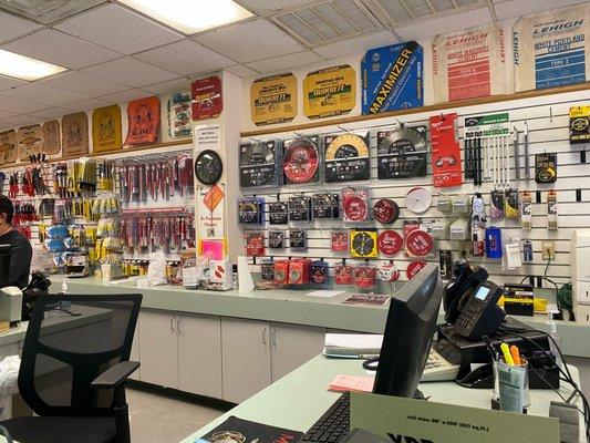 We offer a wide range of  building material supplies and tools