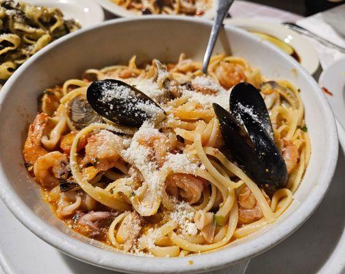 Linguini Frutti Di Mare