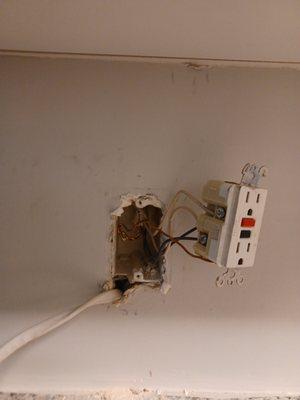 INSTALLATION OR REPAIR PLUGS.