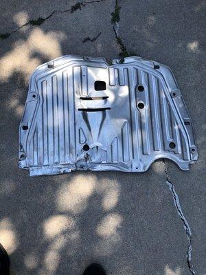 Oil pan skid plate