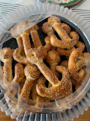 Anchor pretzels