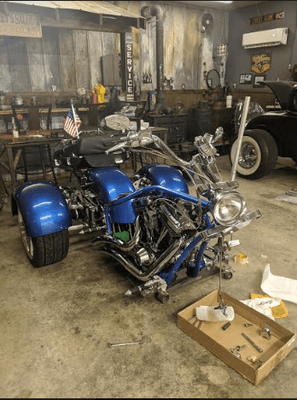 This is the trike torn apart now. Engine already was rebuilt