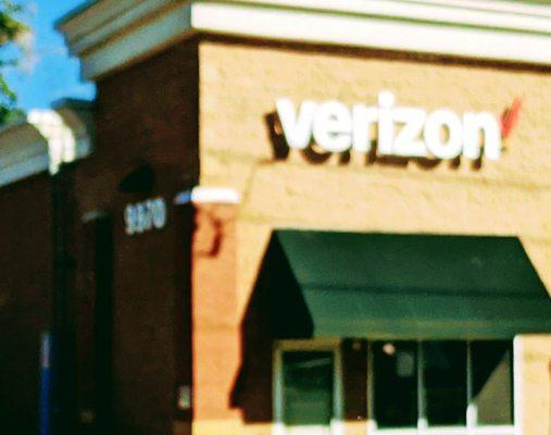 Verizon Authorized Retailer -- Cellular Sales