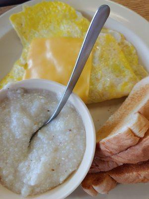 Western omelet with grits and toast.