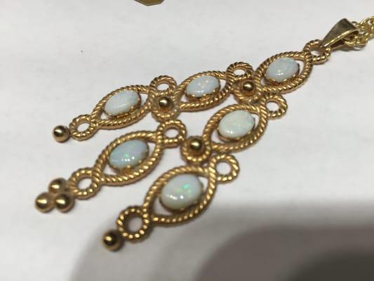 Opal pendant