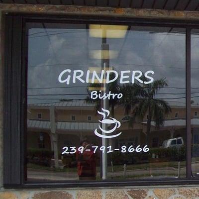 Grinders Bistro