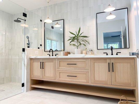 Primary Bathroom in Woodland Hills