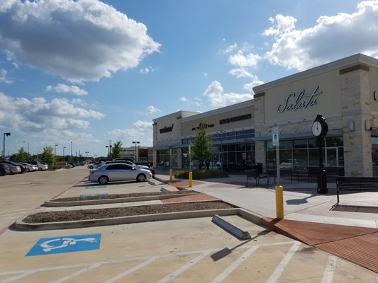 Salata at Pearland Parkway