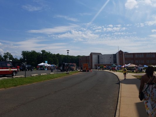 Fund raiser Food truck event for high school graduation class