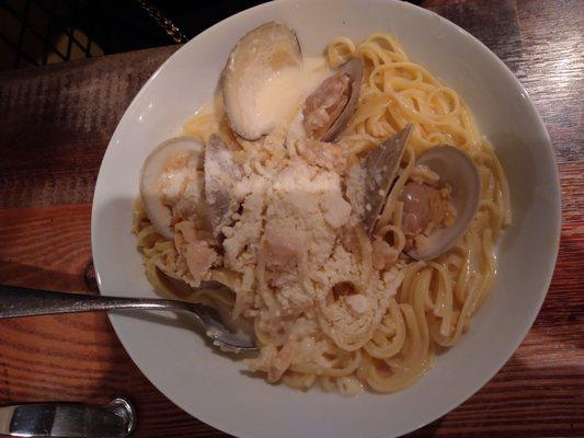 Linguini and clams