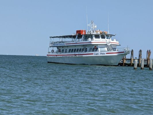 Ship Island excursions, captain and crew were very helpful with information and details of everything we needed on and off the island.