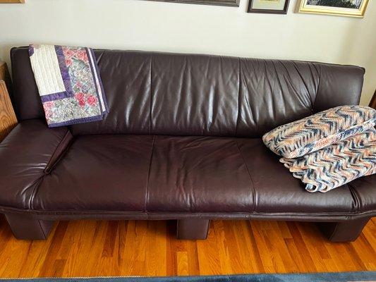 Ackerman's Refinishing & Upholstery