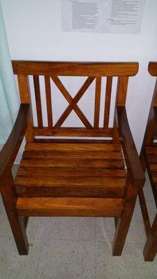 Beautifully finished solid teak chair by Honolulu Furniture Service