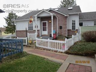 Lovely patio home located in great location.  Easy access to Boulder.  Area boasts tennis courts, swimming pool and walking d...