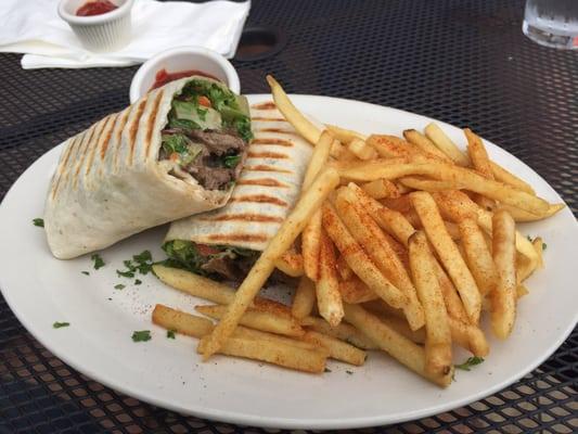 Beef shawarma with all fresh ingredients and amazing fresh fries perfectly seasoned! Great service with a beautiful patio