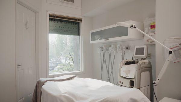 Our comfortable laser room is dedicated for Laser Hair Removal, IPL and Pixel treatments.