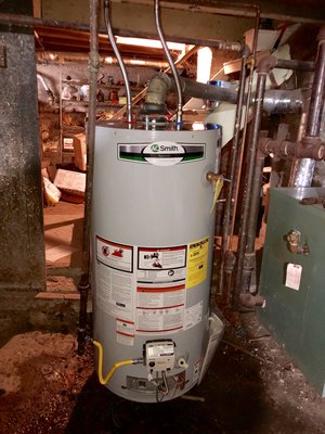 Newly installed 40g natural gas water heater.  Customer supplied