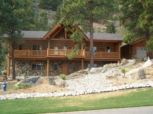 Entiat Custom Home by McDonald Building, LLC