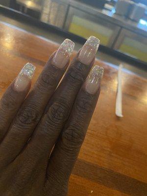 Full set with ombré silver sparkles. Supposed to be coffin..not quite