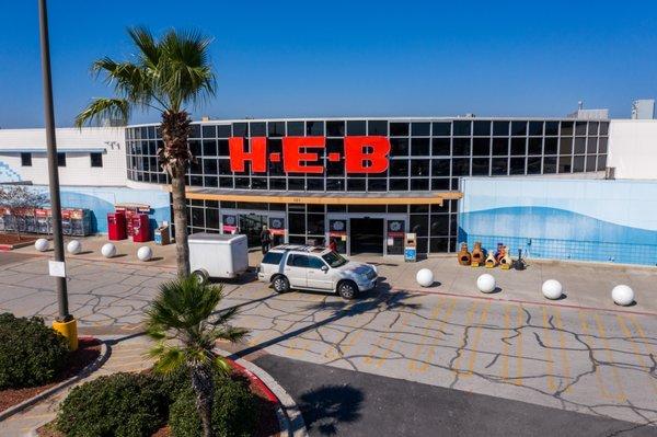 H-E-B