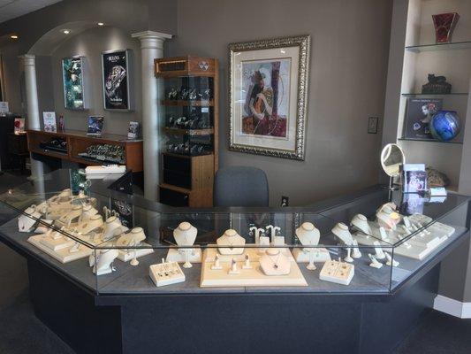 Michael Herr Diamonds & Fine Jewelry Store Interior