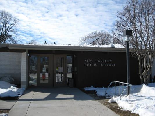 New Holstein Public Library