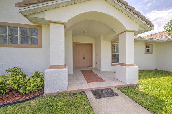 Home for rent on Jack Dr. Cocoa Beach furnished, winter or 1year term. Available now.