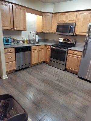 The galley kitchen after I deep cleaned it