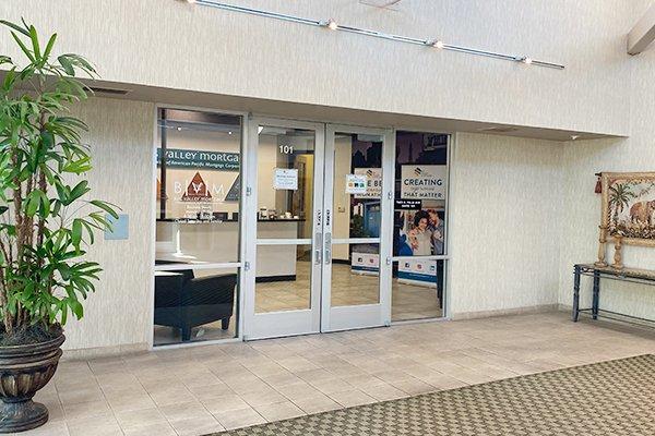 Photo of the lobby entrance at our Fresno branch.