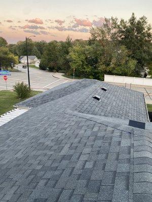 Estate gray, Owens Corning, Architectural shingles
New roof installed by Master Roofers of America