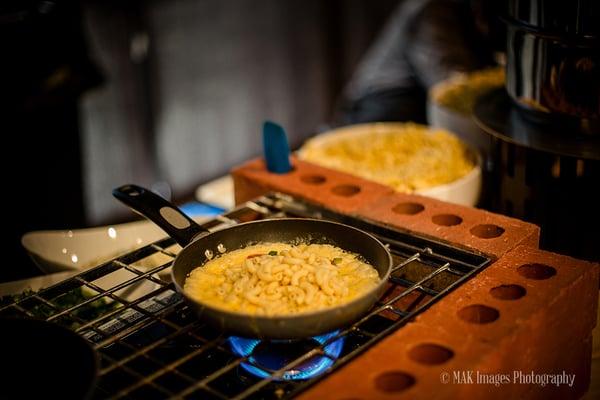 AOF'S Gourmet Mac n Cheese