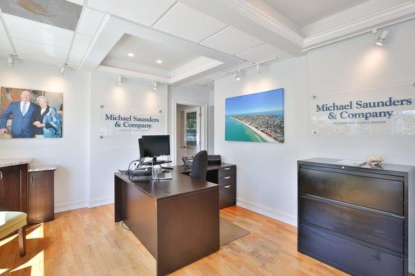 Reception of Michael Saunders & Company's Anna Maria Island Office. Anna Maria Island Florida Real Estate, Homes, Condos, Lots, and Title.