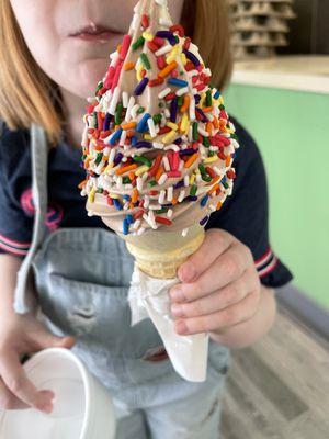 "Teeny" size peanut butter and chocolate with sprinkles