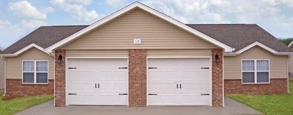 2-3 Bedroom Duplexes in Waynesville, MO.