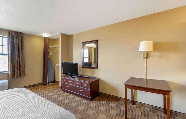 Extended Stay America-Chicago-Woodfield Mall