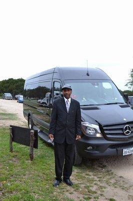 Fresch Limousine Services