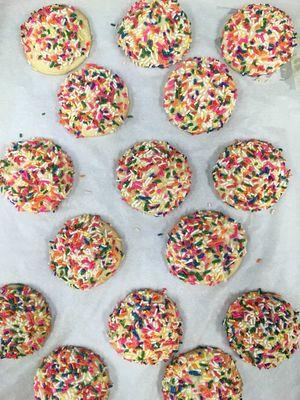 Sugar cookies with sprinkles.