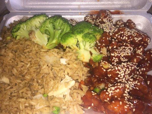 Sesame chicken combo with chicken fried rice