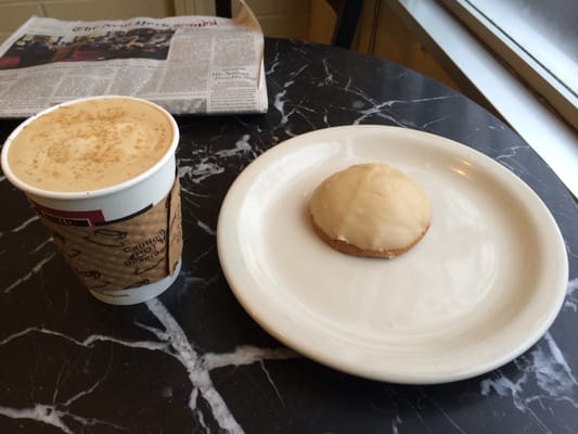 Latte and pumpkin cookie