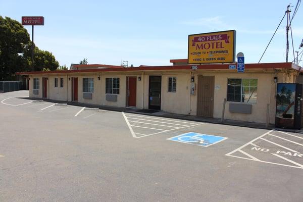 Forty Flags Motel