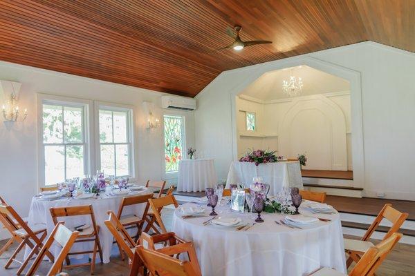 Inside the Maui Pineapple Chapel. Everything looked gorgeous! Photo by Anna Kim Photography.