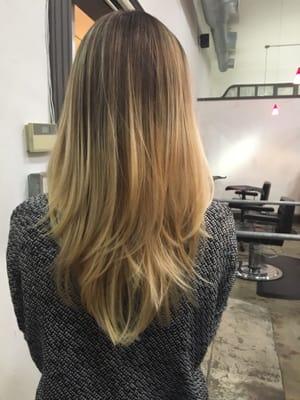 Ombré with highlights.