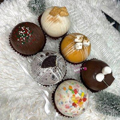 Tiny's Choco Bombs are perfect for the holidays. These are hot chocolate bombs & come in a variety of flavors.